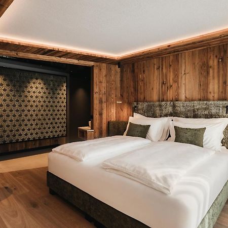 Luxury Spa Chalet Lum D'Or Selva di Val Gardena Exterior photo