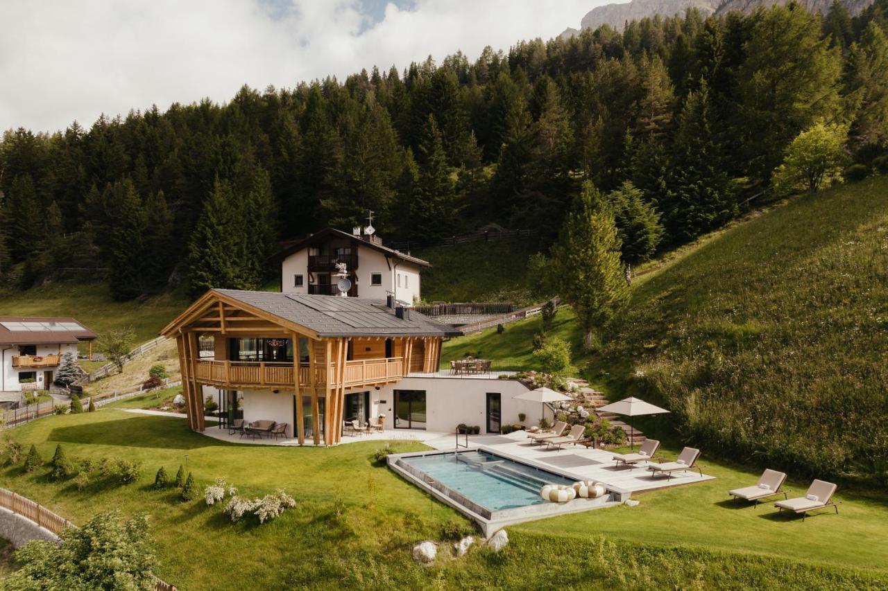 Luxury Spa Chalet Lum D'Or Selva di Val Gardena Exterior photo